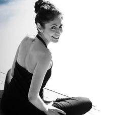 Offerta yoga allo Stock con Bahar Yilmaz  