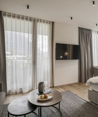 Hotel Zimmer: FAMILIENSUITE BALANCE - Schwarz