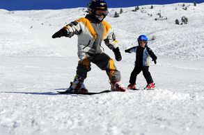 Kinder-Skispaßwochen mit GRATIS Skipass und GRATIS Skikurs mit Skiausrüstung