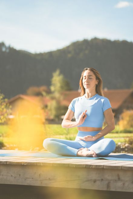 Angebot: Slow Down & Recharge – Yoga-Auszeit im Frühling - Das Rübezahl