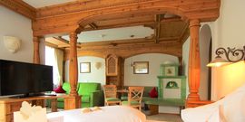 ***** Mirabell Dolomites Hotel . Luxury . Ayurveda & Spa - Waldsaum