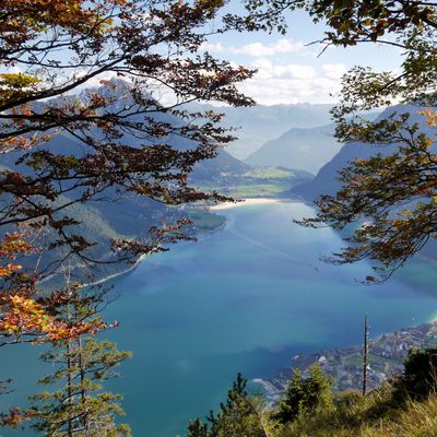 Angebot: Frühlings- & Herbstspecial mit Gratis-Urlaubstag und Wunschkorb - Das Karwendel - Ihr Wellness Zuhause am Achensee