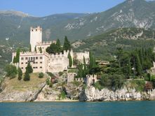 Lake Garda package deal for the cultural epicurean