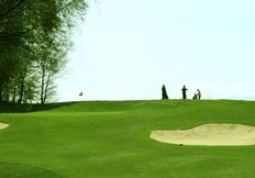 7nights at Golf Hotel Sonne. &nbsp;Including: - 5 green fees, at any of the following courses: Lake Klopein-South Carinthia, Klagenfurt Seltenheim, Velden K&ouml;stenberg, Moosburg P&ouml;rtschach, Lake Millst&auml;tter, Bad Kleinkirchheim, Wolfsberg, Schloss Finkenstein (I), Tarvis, Gorizia (I) and Bled (SLO) &nbsp;- Half board and all Sonne included services &nbsp;Book your golf holiday in sunny Carinthia now!