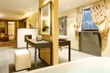 Vital Suite (2-4 Guests)