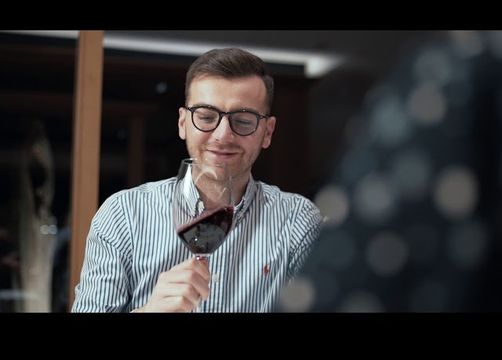 Tauber's Bio Vitalhotel: Imagevideo Restaurant - Tauber's Bio Vitalhotel, St. Sigmund, Pustertal, Trentino-Südtirol, Italien