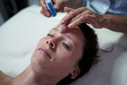 Energetische Kopfmassage - besonders sanfte Therapieform, ideal für "Kopfarbeiter".