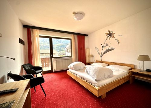 Doppelzimmer mit Balkon (1/2) - Landhotel Anna & Reiterhof Vill