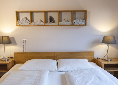 Bio-Doppelzimmer ohne Balkon (1/3) - Landhotel Anna & Reiterhof Vill