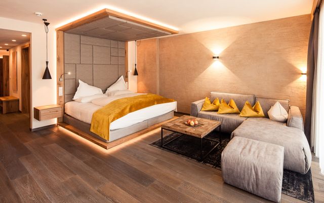 Zimmer Royal Garden Suite