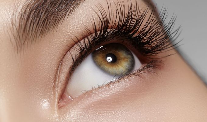 WIMPERN-LIFTING
