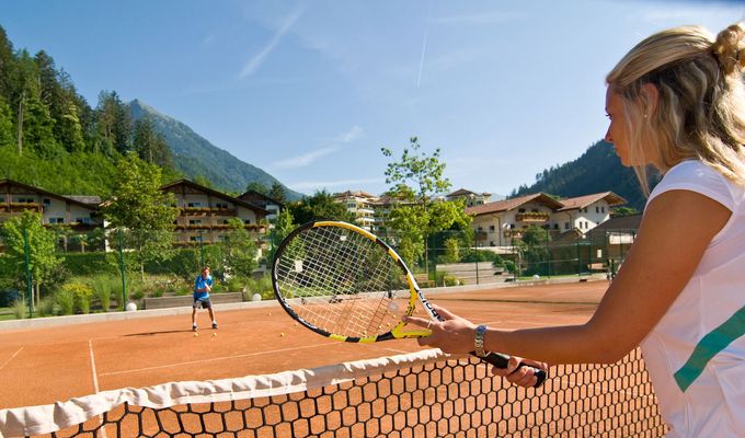 Novità: corsi introduttivi di tennis