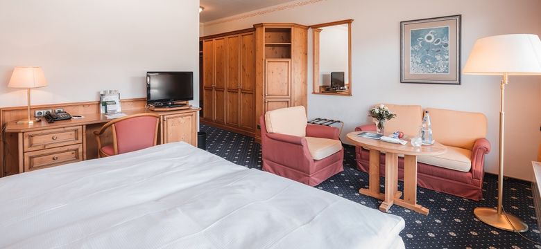 Schüle's Gesundheitsresort & Spa: Wacholder mit Südostbalkon (42 m²) image #2