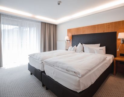 Schüle's Gesundheitsresort & Spa: Edelweiß mit großem Südbalkon und Panoramablick (70 m²)