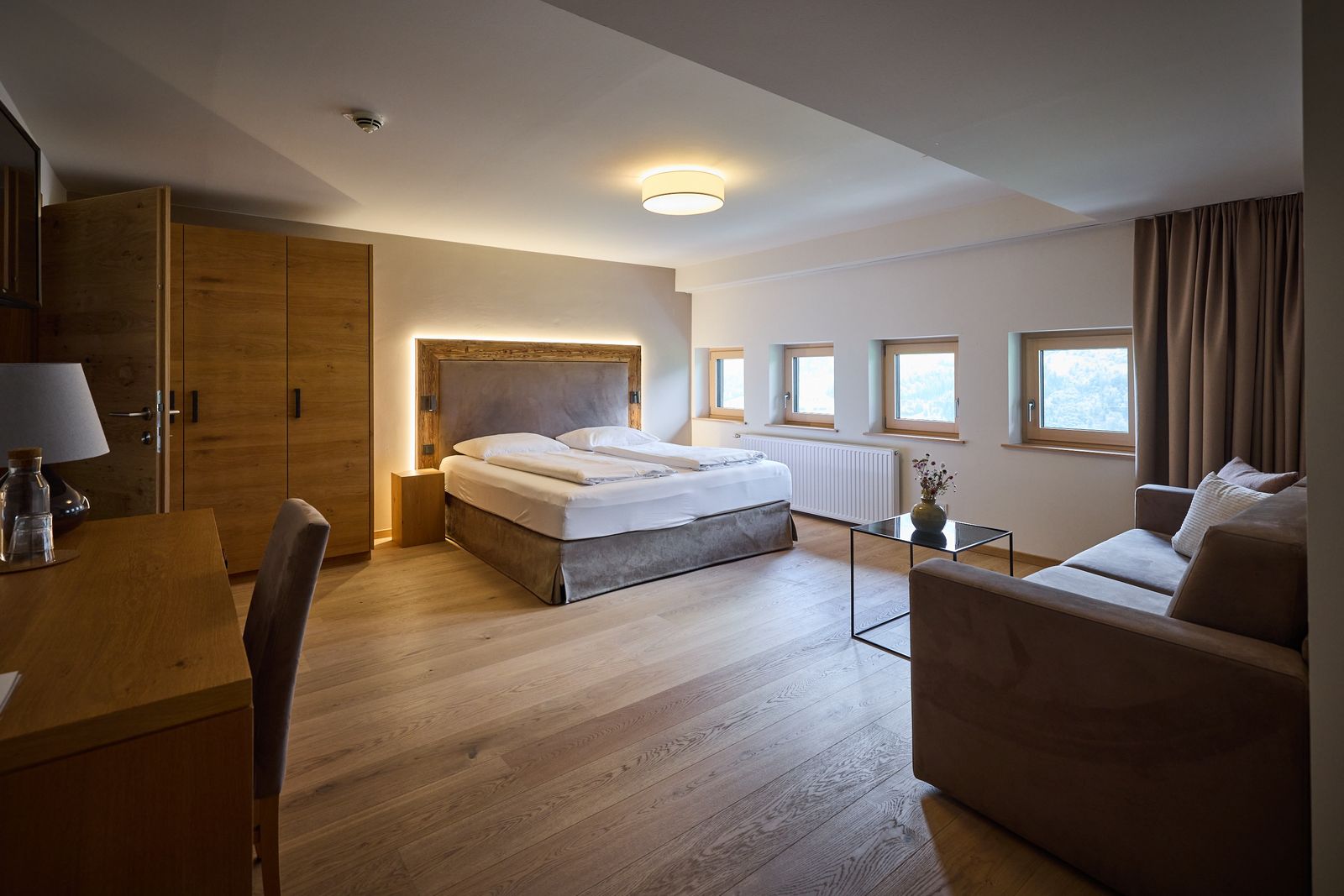 Juniorsuite Schatzkammer Sonnhof by Vitus Winkler