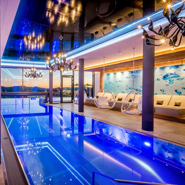 Wellness, Kuscheln & Glücksmomente Hüttenhof - Wellnesshotel  & Luxus-Bergchalets ****S in Grainet, Bayern, Deutschland