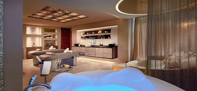 5* Wellness- & Sporthotel Jagdhof: Romantische Flittertage 2026