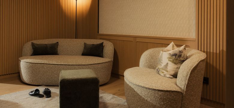 Berghotel Schlossanger Alp: LANDHAUSzimmer image #5