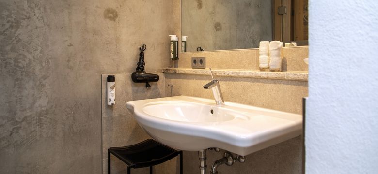 Berghotel Schlossanger Alp: ALPzimmer image #8