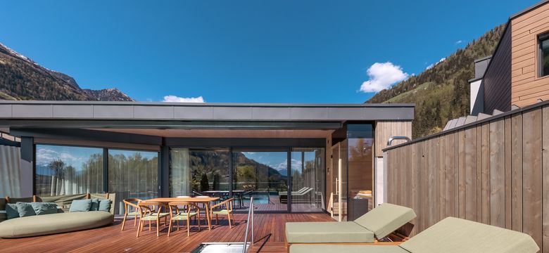 Quellenhof See Lodge: See-Villa image #2