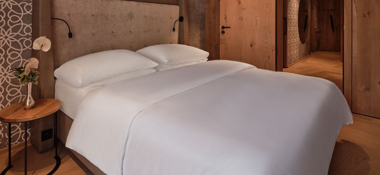 DAS EDELWEISS Salzburg Mountain Resort: Family Suite Superior image #2