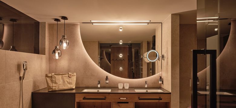 DAS EDELWEISS Salzburg Mountain Resort: Panorama Suite image #2