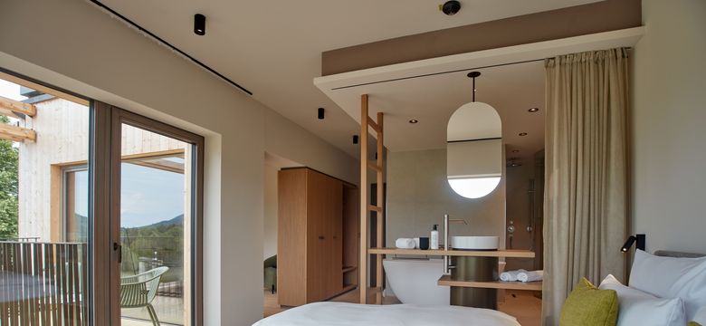 BERGEBLICK: Suite image #1