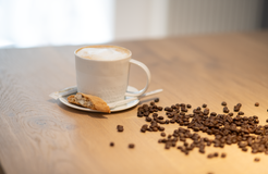 Biohotel Chez Douverne: Frühstück (23/24) - Hästens Boutique Biohotel – chez Douverne